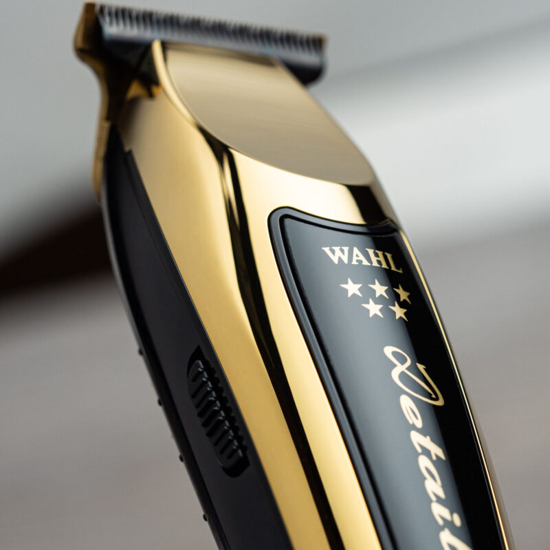 Gold Detailer electric razor